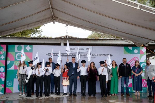 Arranca Javier Díaz construcción de techumbre en secundaria al surponiente de Saltillo