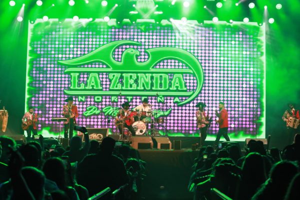 Continúa el éxito del FUTFEST Saltillo 2026; disfrutan concierto de La Zenda Norteña
