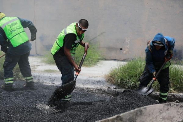 Acelera Ayuntamiento rehabilitación de calles en el oriente de Saltillo