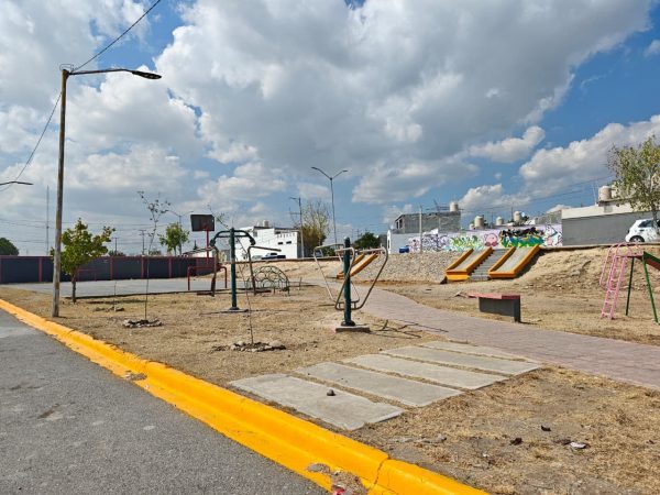 Avanza trabajos integrales en Parajes del Valle, en Ramos Arizpe