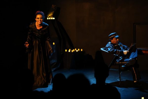 Disfrutan saltillenses un recorrido histórico en el Teatro García Carrillo