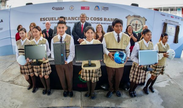 Celebra Secundaria Francisco Coss 20 años; Ramos Arizpe fortalece su equipamiento