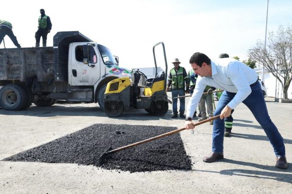 Intensifica Javier Díaz labores de bacheo esta semana