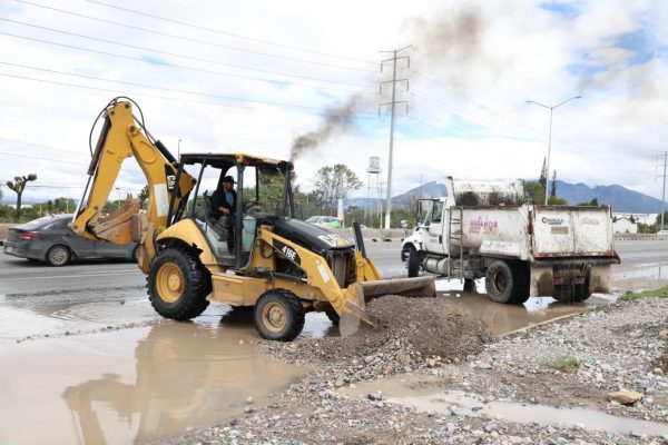 Acciones de desazolve de arroyos disminuyen afectaciones por lluvias en Saltillo